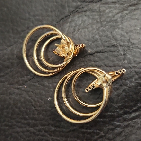 Vintage 14K Yellow Gold Triple Tube Textured Hoop Earrings, Simple Unique Classy - Picture 3 of 6